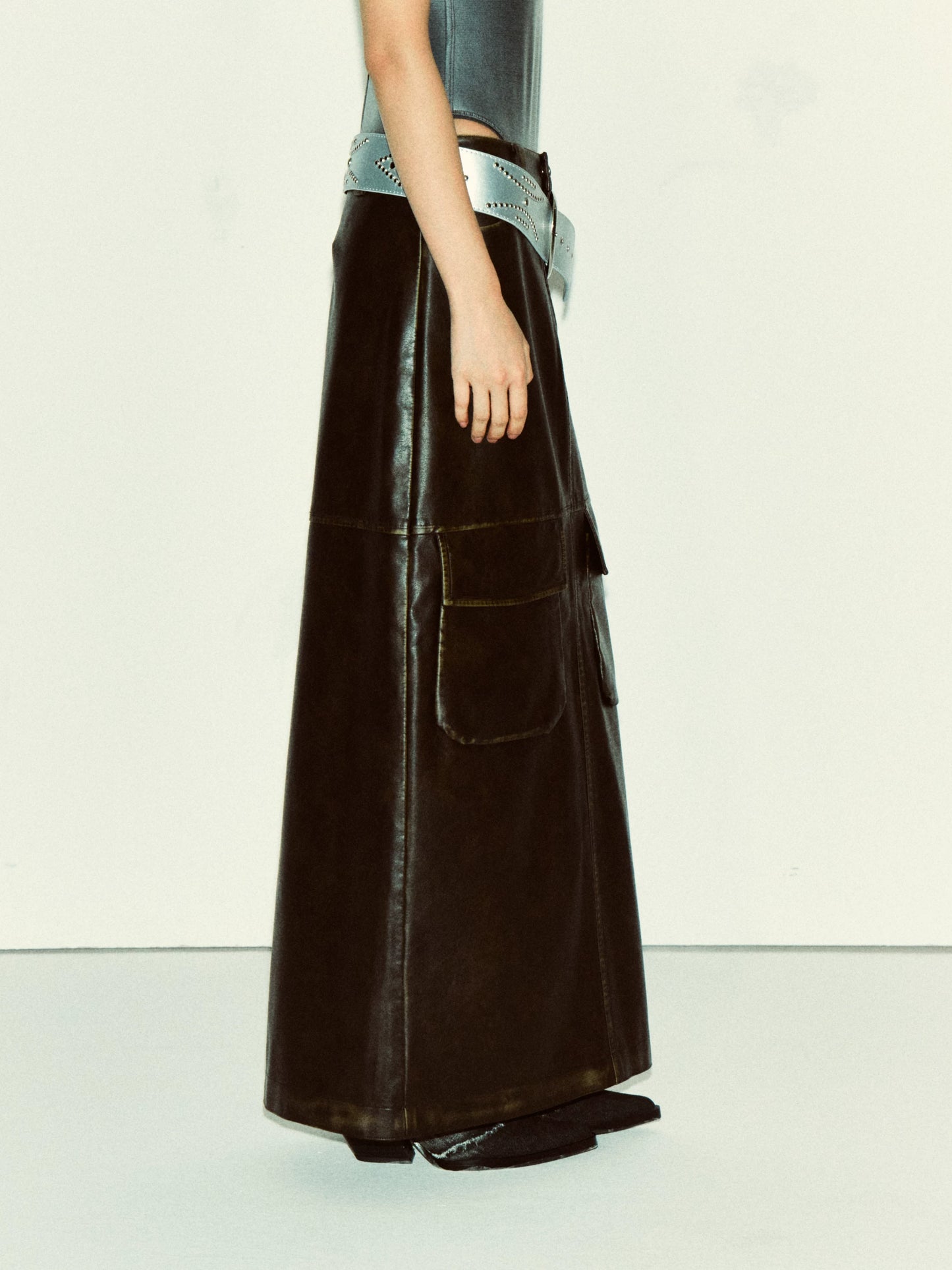 Maxirock aus Faux-Leder im Used-Look - Ansicht 4